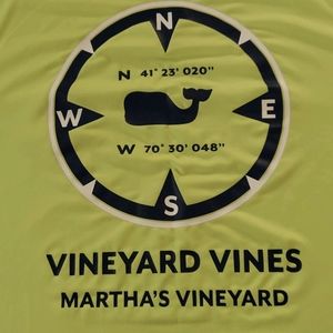 Vineyard Vines Performance Tee. Size XS.